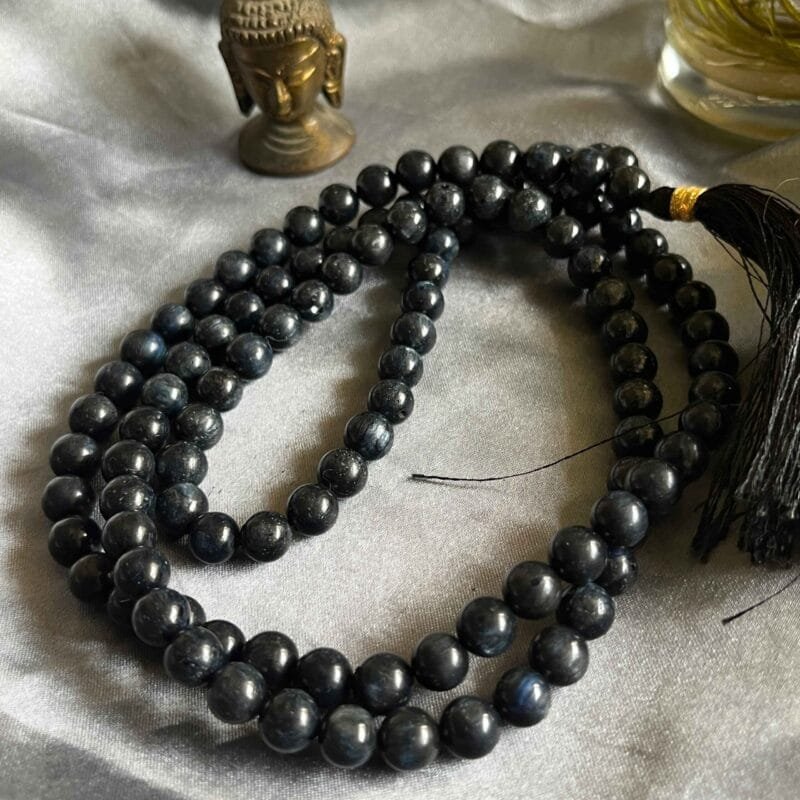 Blue Kynite Healing Crystal 108 Beads Jap Mala (8mm) - Image 3