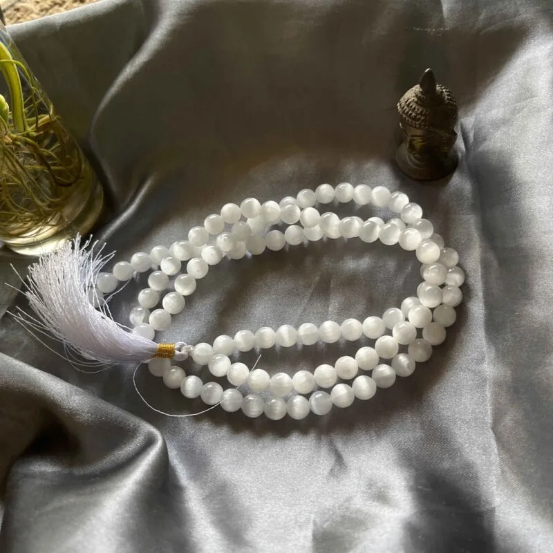 Selenite Healing Crystal 108 Beads Jap Mala (8mm)